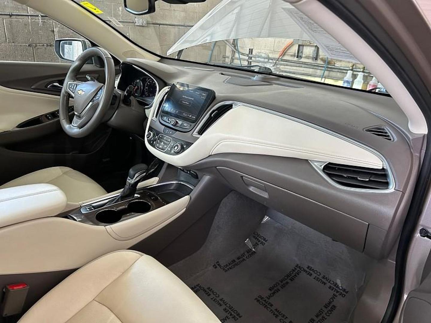 2024 GRAY Chevrolet Malibu (1G1ZE5ST6RF) with an 4-Cyl Turbo 1.5 Liter engine, Automatic CVT transmission, located at 412 Auto Vista Drive, Palmdale, 93551, (661) 945-0620, 34.592636, -118.136681 - Photo#20