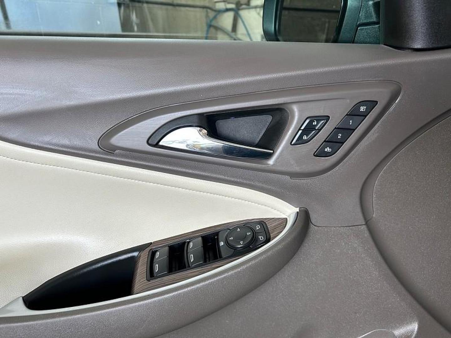 2024 GRAY Chevrolet Malibu (1G1ZE5ST6RF) with an 4-Cyl Turbo 1.5 Liter engine, Automatic CVT transmission, located at 412 Auto Vista Drive, Palmdale, 93551, (661) 945-0620, 34.592636, -118.136681 - Photo#29