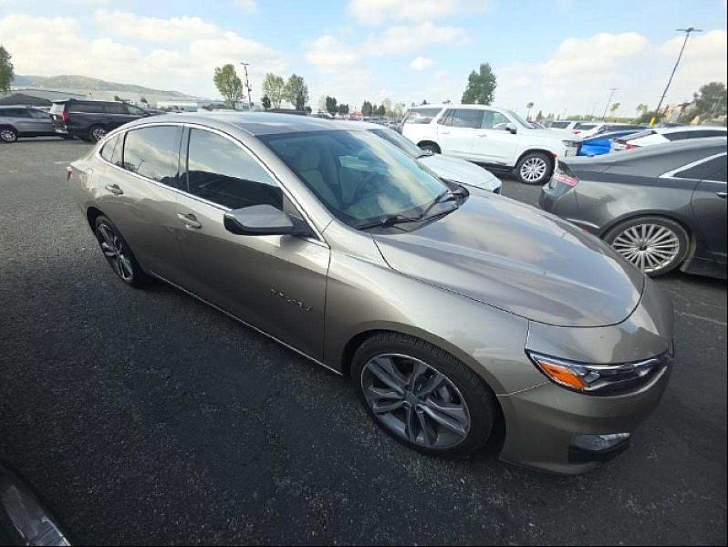 2024 GOLD Chevrolet Malibu (1G1ZE5ST6RF) with an 4-Cyl Turbo 1.5 Liter engine, Automatic CVT transmission, located at 412 Auto Vista Drive, Palmdale, 93551, (661) 945-0620, 34.592636, -118.136681 - Photo#1