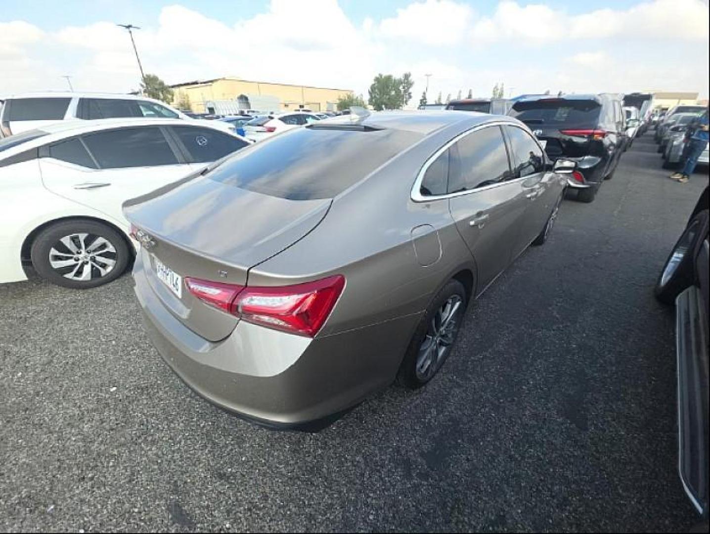 2024 GOLD Chevrolet Malibu (1G1ZE5ST6RF) with an 4-Cyl Turbo 1.5 Liter engine, Automatic CVT transmission, located at 412 Auto Vista Drive, Palmdale, 93551, (661) 945-0620, 34.592636, -118.136681 - Photo#2