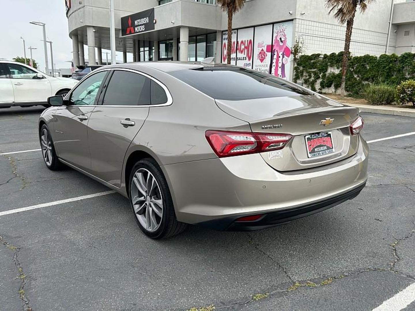2024 GOLD Chevrolet Malibu (1G1ZE5ST6RF) with an 4-Cyl Turbo 1.5 Liter engine, Automatic CVT transmission, located at 412 Auto Vista Drive, Palmdale, 93551, (661) 945-0620, 34.592636, -118.136681 - Photo#2