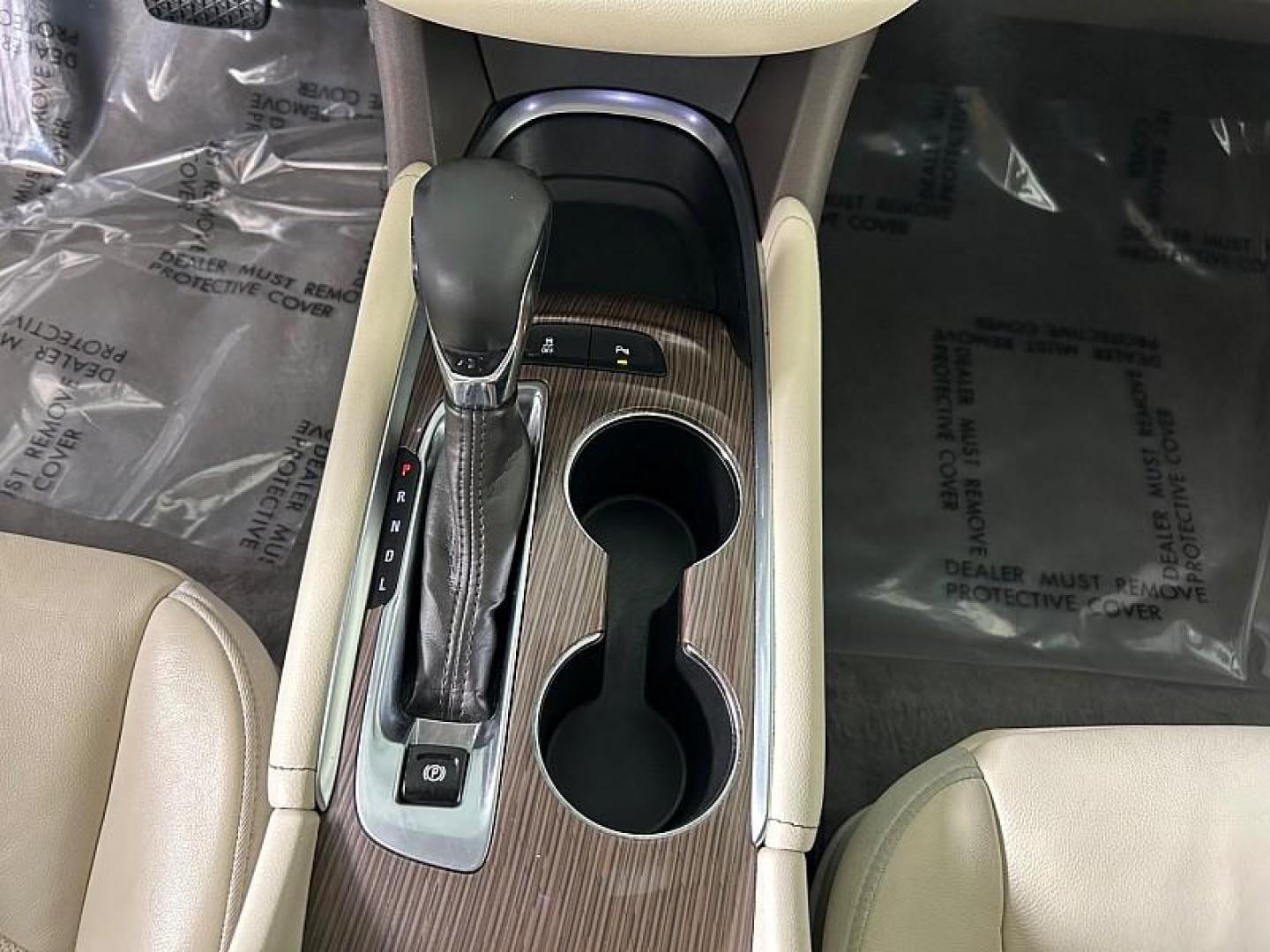 2024 GOLD Chevrolet Malibu (1G1ZE5ST6RF) with an 4-Cyl Turbo 1.5 Liter engine, Automatic CVT transmission, located at 412 Auto Vista Drive, Palmdale, 93551, (661) 945-0620, 34.592636, -118.136681 - Photo#18