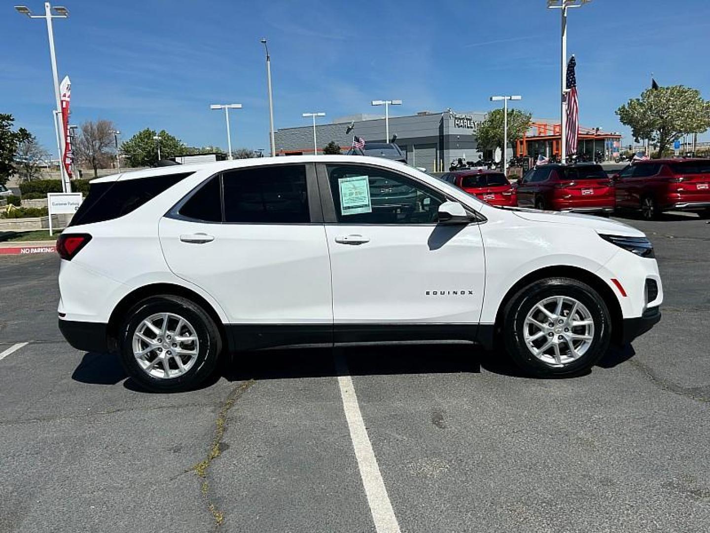 2024 WHITE Chevrolet Malibu (1G1ZD5STXRF) with an 4-Cyl Turbo 1.5 Liter engine, Automatic CVT transmission, located at 412 Auto Vista Drive, Palmdale, 93551, (661) 945-0620, 34.592636, -118.136681 - Photo#11