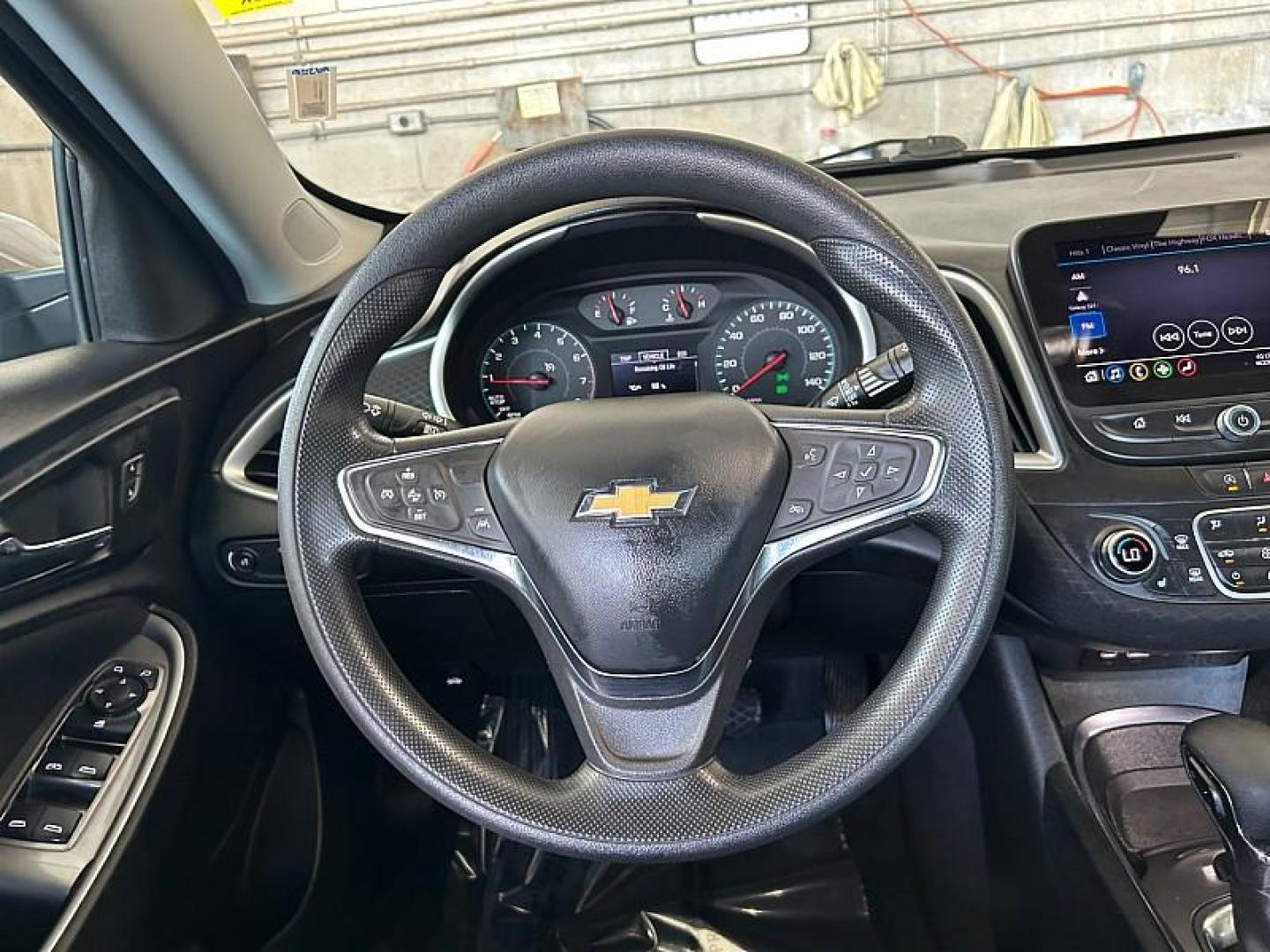2024 GRAY Chevrolet Malibu (1G1ZD5ST5RF) with an 4-Cyl Turbo 1.5 Liter engine, Automatic CVT transmission, located at 412 Auto Vista Drive, Palmdale, 93551, (661) 945-0620, 34.592636, -118.136681 - Photo#21