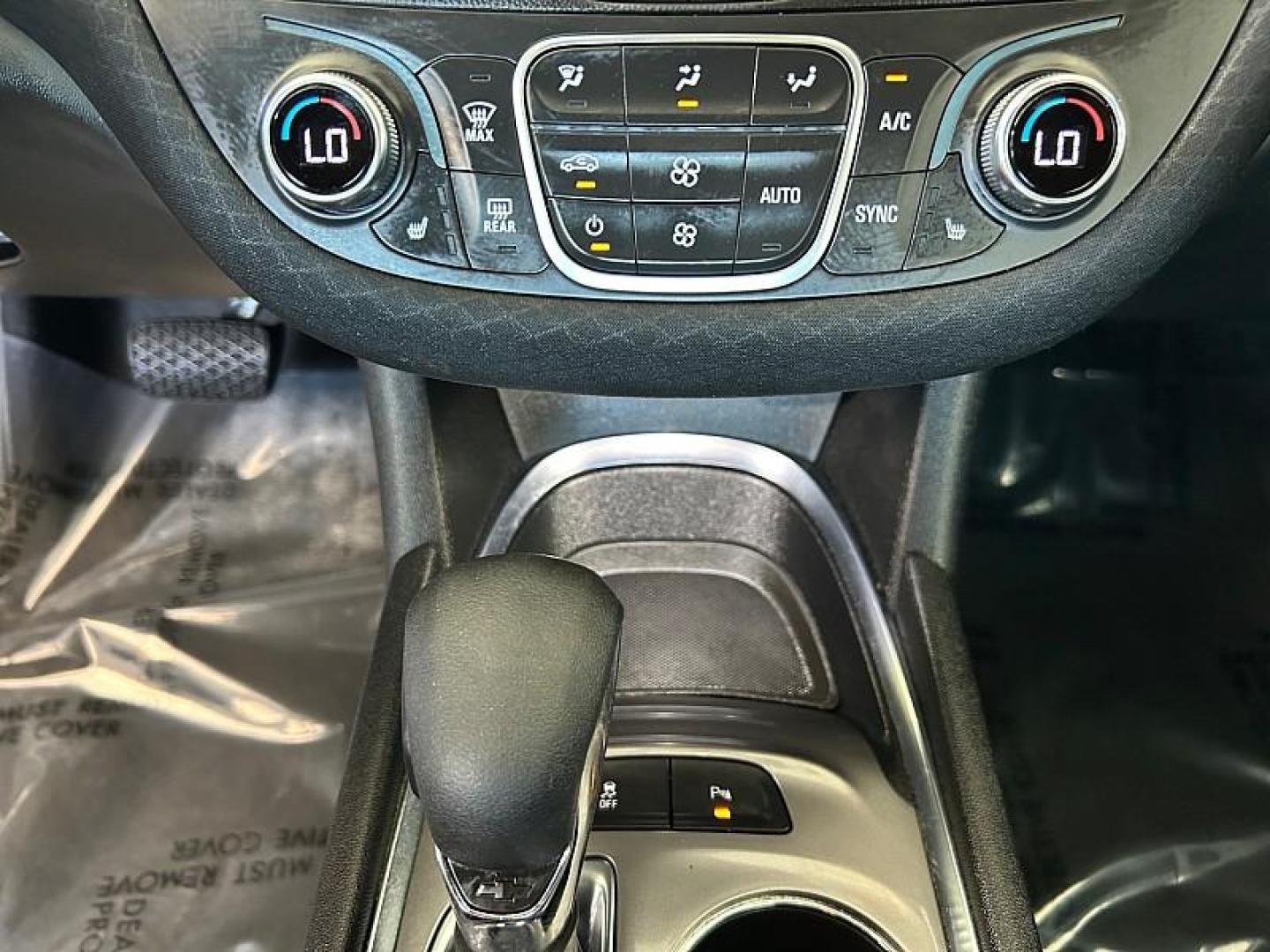 2024 GRAY Chevrolet Malibu (1G1ZD5ST5RF) with an 4-Cyl Turbo 1.5 Liter engine, Automatic CVT transmission, located at 412 Auto Vista Drive, Palmdale, 93551, (661) 945-0620, 34.592636, -118.136681 - Photo#23