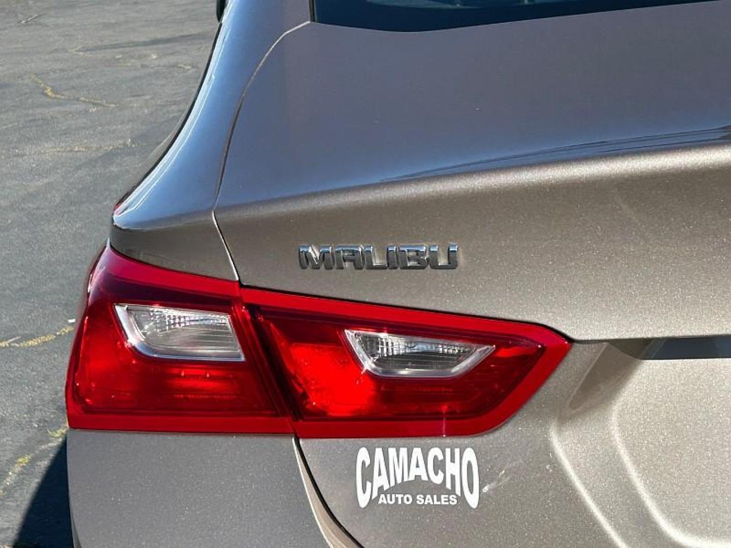 2024 GRAY Chevrolet Malibu (1G1ZD5ST5RF) with an 4-Cyl Turbo 1.5 Liter engine, Automatic CVT transmission, located at 412 Auto Vista Drive, Palmdale, 93551, (661) 945-0620, 34.592636, -118.136681 - Photo#15