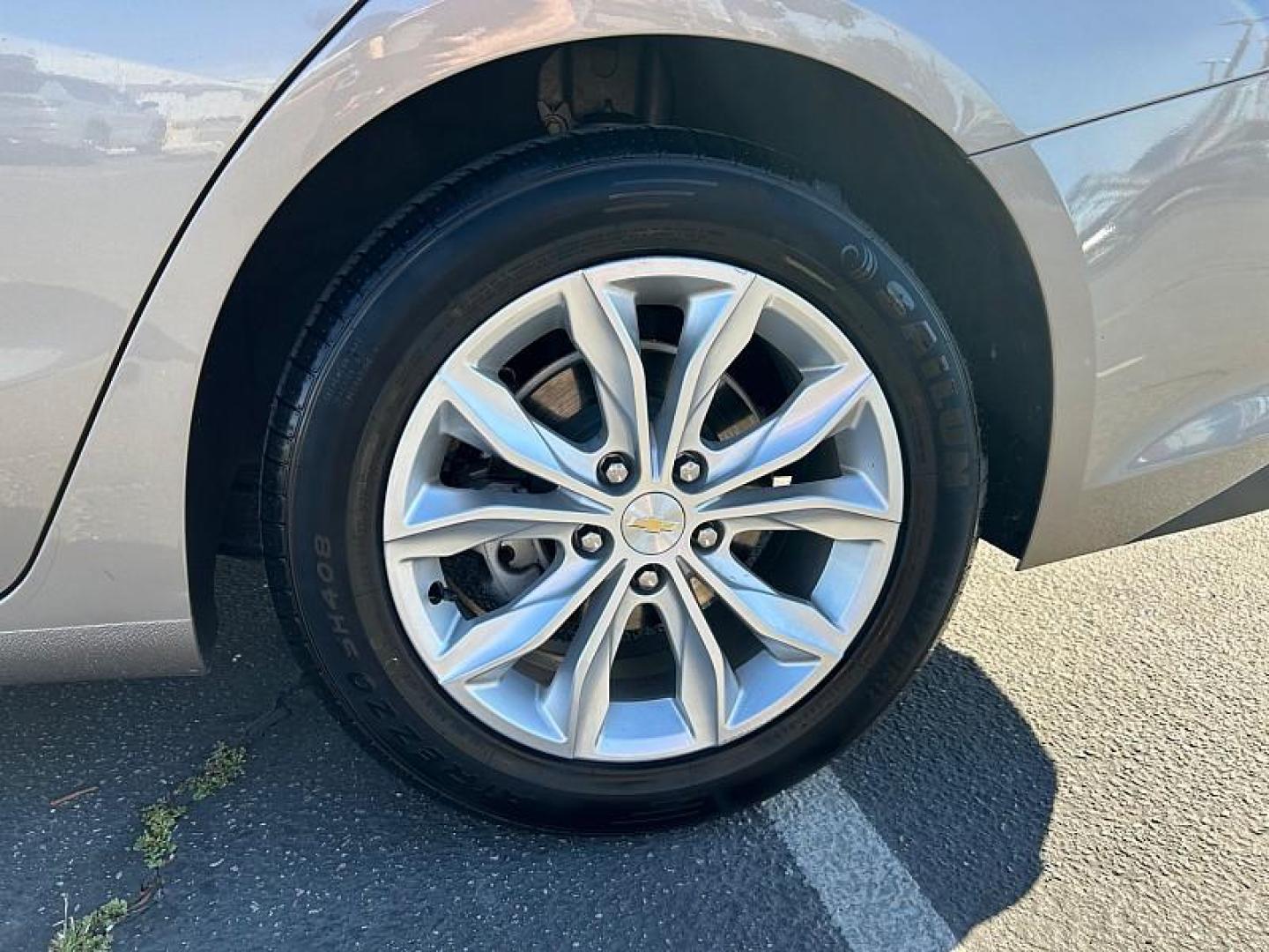 2024 GRAY Chevrolet Malibu (1G1ZD5ST5RF) with an 4-Cyl Turbo 1.5 Liter engine, Automatic CVT transmission, located at 412 Auto Vista Drive, Palmdale, 93551, (661) 945-0620, 34.592636, -118.136681 - Photo#13