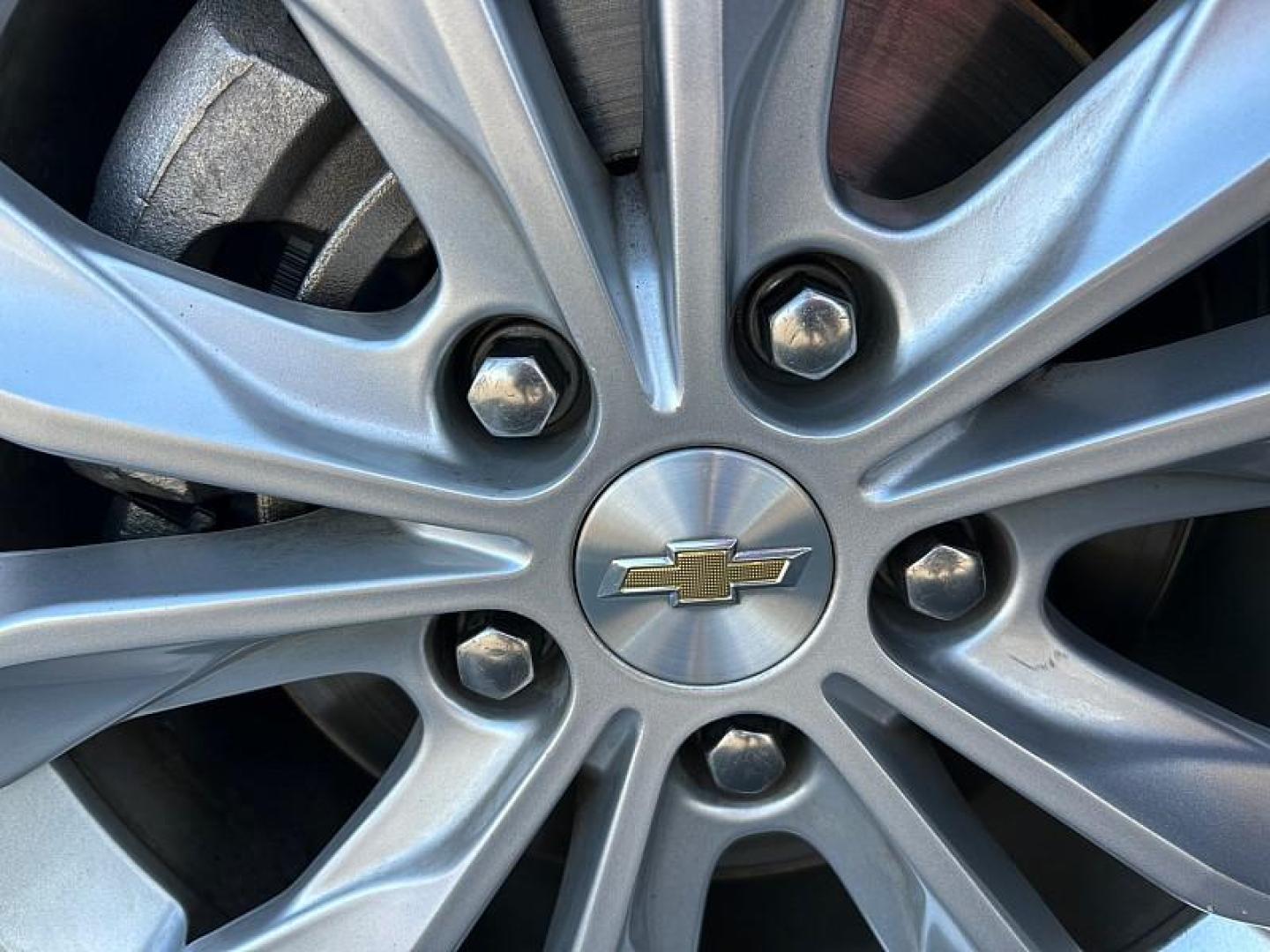 2024 GRAY Chevrolet Malibu (1G1ZD5ST5RF) with an 4-Cyl Turbo 1.5 Liter engine, Automatic CVT transmission, located at 412 Auto Vista Drive, Palmdale, 93551, (661) 945-0620, 34.592636, -118.136681 - Photo#11