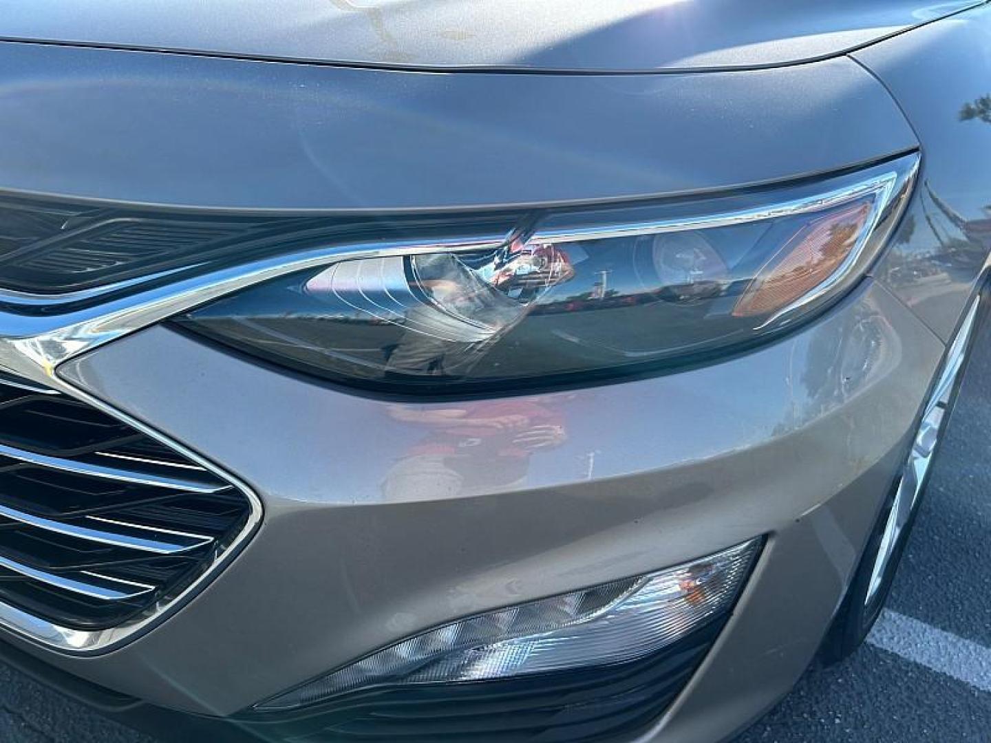 2024 GRAY Chevrolet Malibu (1G1ZD5ST5RF) with an 4-Cyl Turbo 1.5 Liter engine, Automatic CVT transmission, located at 412 Auto Vista Drive, Palmdale, 93551, (661) 945-0620, 34.592636, -118.136681 - Photo#5