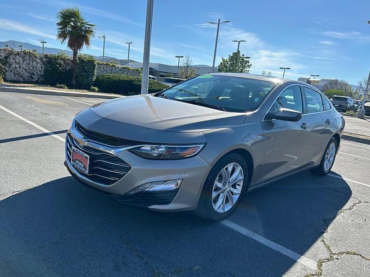 2024 GRAY Chevrolet Malibu (1G1ZD5ST5RF) with an 4-Cyl Turbo 1.5 Liter engine, Automatic CVT transmission, located at 412 Auto Vista Drive, Palmdale, 93551, (661) 945-0620, 34.592636, -118.136681 - Photo#2