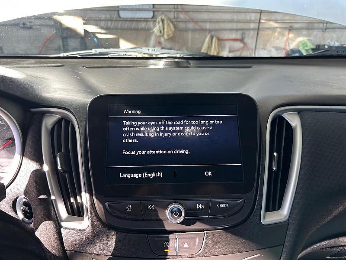 2024 WHITE Chevrolet Malibu (1G1ZD5ST7RF) with an 4-Cyl Turbo 1.5 Liter engine, Automatic CVT transmission, located at 412 Auto Vista Drive, Palmdale, 93551, (661) 945-0620, 34.592636, -118.136681 - Photo#8