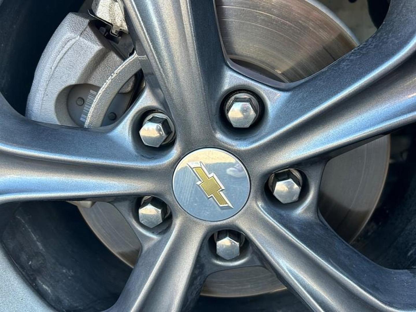 2024 WHITE Chevrolet Malibu (1G1ZD5ST7RF) with an 4-Cyl Turbo 1.5 Liter engine, Automatic CVT transmission, located at 412 Auto Vista Drive, Palmdale, 93551, (661) 945-0620, 34.592636, -118.136681 - Photo#20