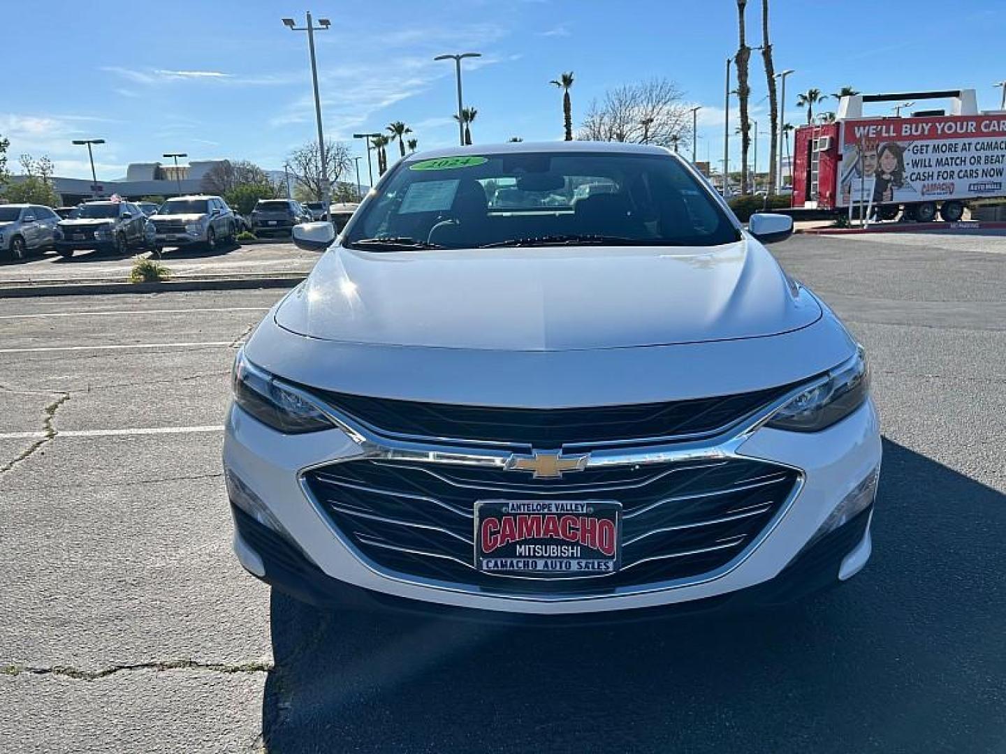 2024 WHITE Chevrolet Malibu (1G1ZD5ST7RF) with an 4-Cyl Turbo 1.5 Liter engine, Automatic CVT transmission, located at 412 Auto Vista Drive, Palmdale, 93551, (661) 945-0620, 34.592636, -118.136681 - Photo#28