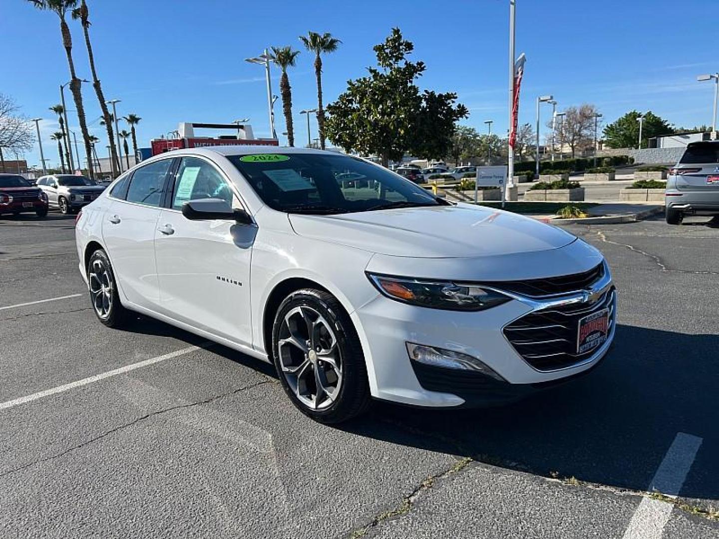 2024 WHITE Chevrolet Malibu (1G1ZD5ST7RF) with an 4-Cyl Turbo 1.5 Liter engine, Automatic CVT transmission, located at 412 Auto Vista Drive, Palmdale, 93551, (661) 945-0620, 34.592636, -118.136681 - Photo#29