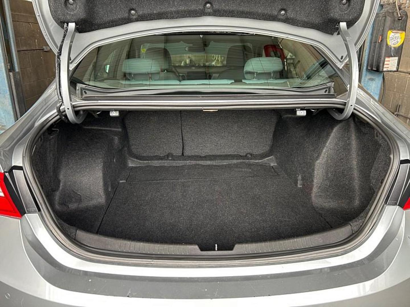 2024 GRAY Chevrolet Malibu (1G1ZD5ST8RF) with an 4-Cyl Turbo 1.5 Liter engine, Automatic CVT transmission, located at 412 Auto Vista Drive, Palmdale, 93551, (661) 945-0620, 34.592636, -118.136681 - Photo#26