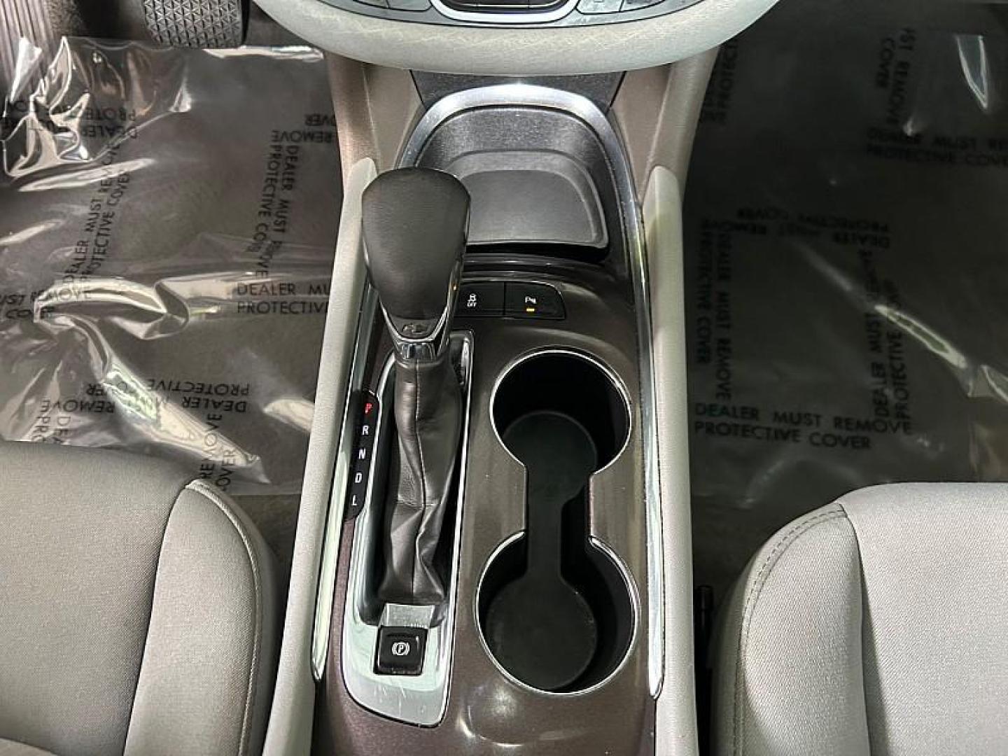 2024 GRAY Chevrolet Malibu (1G1ZD5ST8RF) with an 4-Cyl Turbo 1.5 Liter engine, Automatic CVT transmission, located at 412 Auto Vista Drive, Palmdale, 93551, (661) 945-0620, 34.592636, -118.136681 - Photo#21