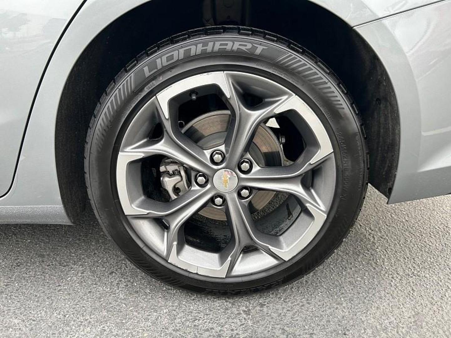 2024 GRAY Chevrolet Malibu (1G1ZD5ST8RF) with an 4-Cyl Turbo 1.5 Liter engine, Automatic CVT transmission, located at 412 Auto Vista Drive, Palmdale, 93551, (661) 945-0620, 34.592636, -118.136681 - Photo#12