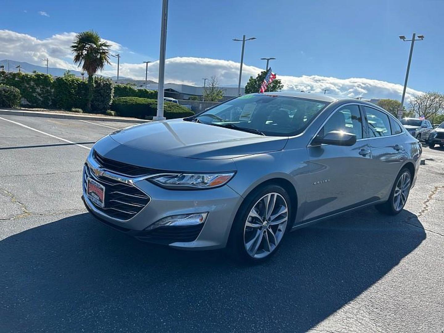 2024 GRAY Chevrolet Malibu (1G1ZE5ST5RF) with an 4-Cyl Turbo 1.5 Liter engine, Automatic CVT transmission, located at 412 Auto Vista Drive, Palmdale, 93551, (661) 945-0620, 34.592636, -118.136681 - Photo#6