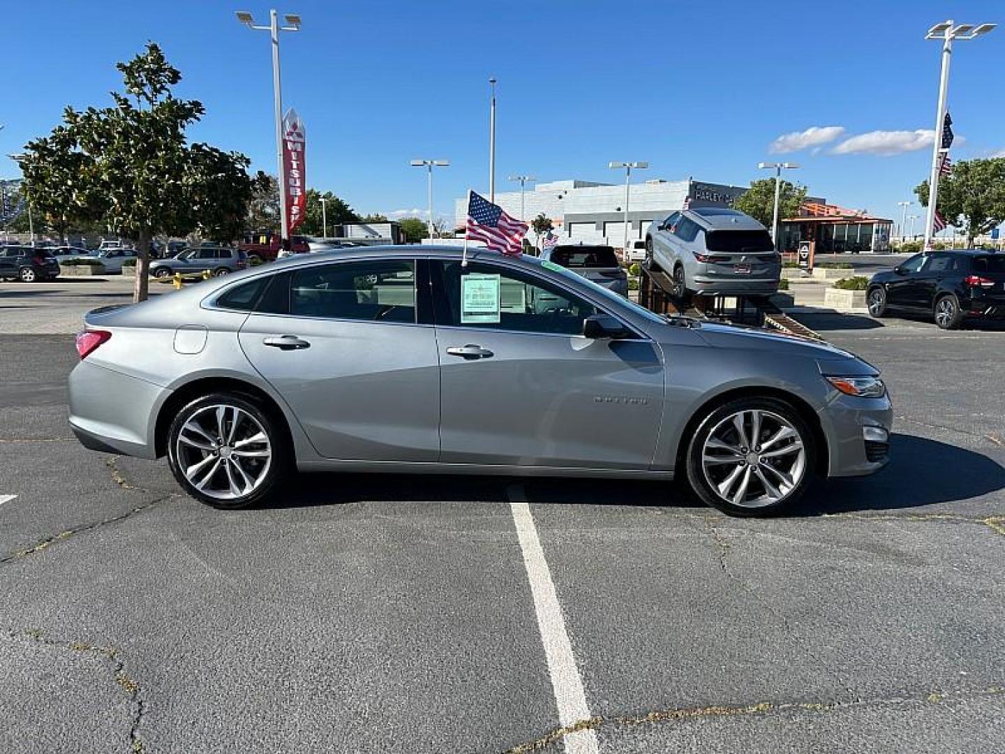 2024 GRAY Chevrolet Malibu (1G1ZE5ST5RF) with an 4-Cyl Turbo 1.5 Liter engine, Automatic CVT transmission, located at 412 Auto Vista Drive, Palmdale, 93551, (661) 945-0620, 34.592636, -118.136681 - Photo#11