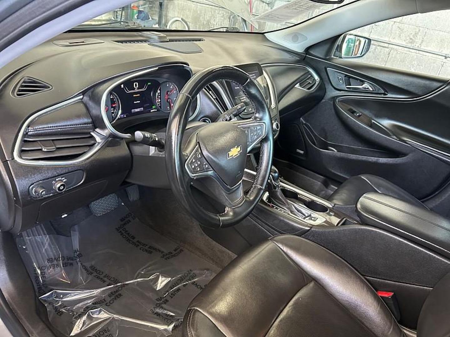 2024 GRAY Chevrolet Malibu (1G1ZE5ST5RF) with an 4-Cyl Turbo 1.5 Liter engine, Automatic CVT transmission, located at 412 Auto Vista Drive, Palmdale, 93551, (661) 945-0620, 34.592636, -118.136681 - Photo#17