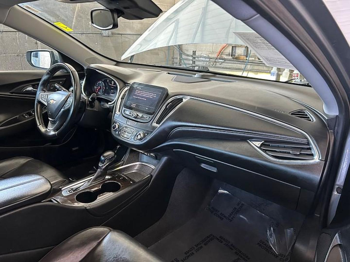 2024 GRAY Chevrolet Malibu (1G1ZE5ST5RF) with an 4-Cyl Turbo 1.5 Liter engine, Automatic CVT transmission, located at 412 Auto Vista Drive, Palmdale, 93551, (661) 945-0620, 34.592636, -118.136681 - Photo#23