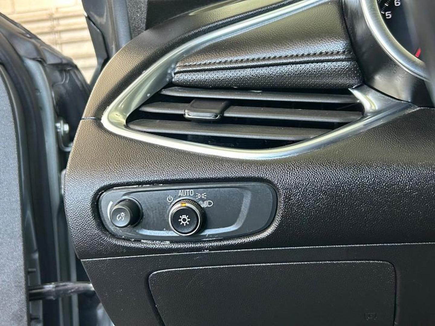 2024 GRAY Chevrolet Malibu (1G1ZE5ST5RF) with an 4-Cyl Turbo 1.5 Liter engine, Automatic CVT transmission, located at 412 Auto Vista Drive, Palmdale, 93551, (661) 945-0620, 34.592636, -118.136681 - Photo#25