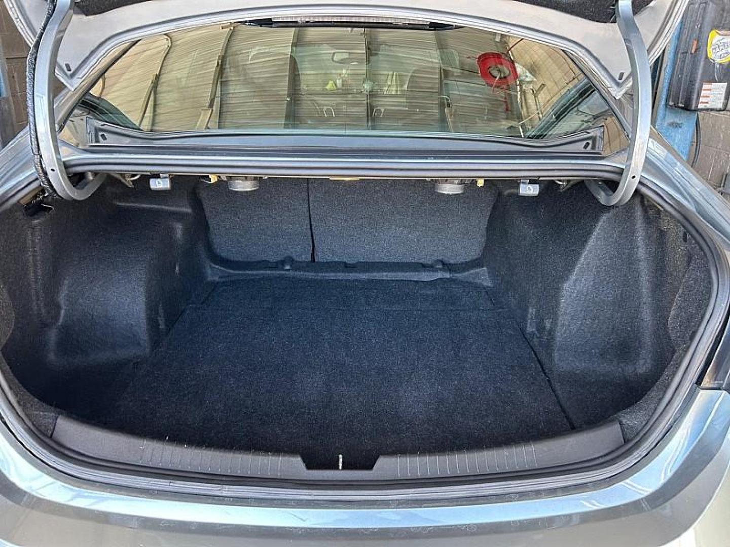 2024 GRAY Chevrolet Malibu (1G1ZE5ST5RF) with an 4-Cyl Turbo 1.5 Liter engine, Automatic CVT transmission, located at 412 Auto Vista Drive, Palmdale, 93551, (661) 945-0620, 34.592636, -118.136681 - Photo#29