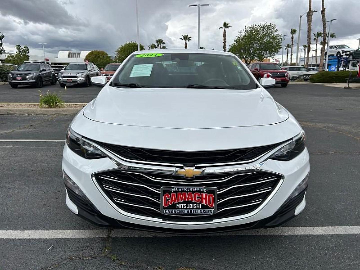 2024 WHITE Chevrolet Malibu (1G1ZD5ST7RF) with an 4-Cyl Turbo 1.5 Liter engine, Automatic CVT transmission, located at 412 Auto Vista Drive, Palmdale, 93551, (661) 945-0620, 34.592636, -118.136681 - Photo#1