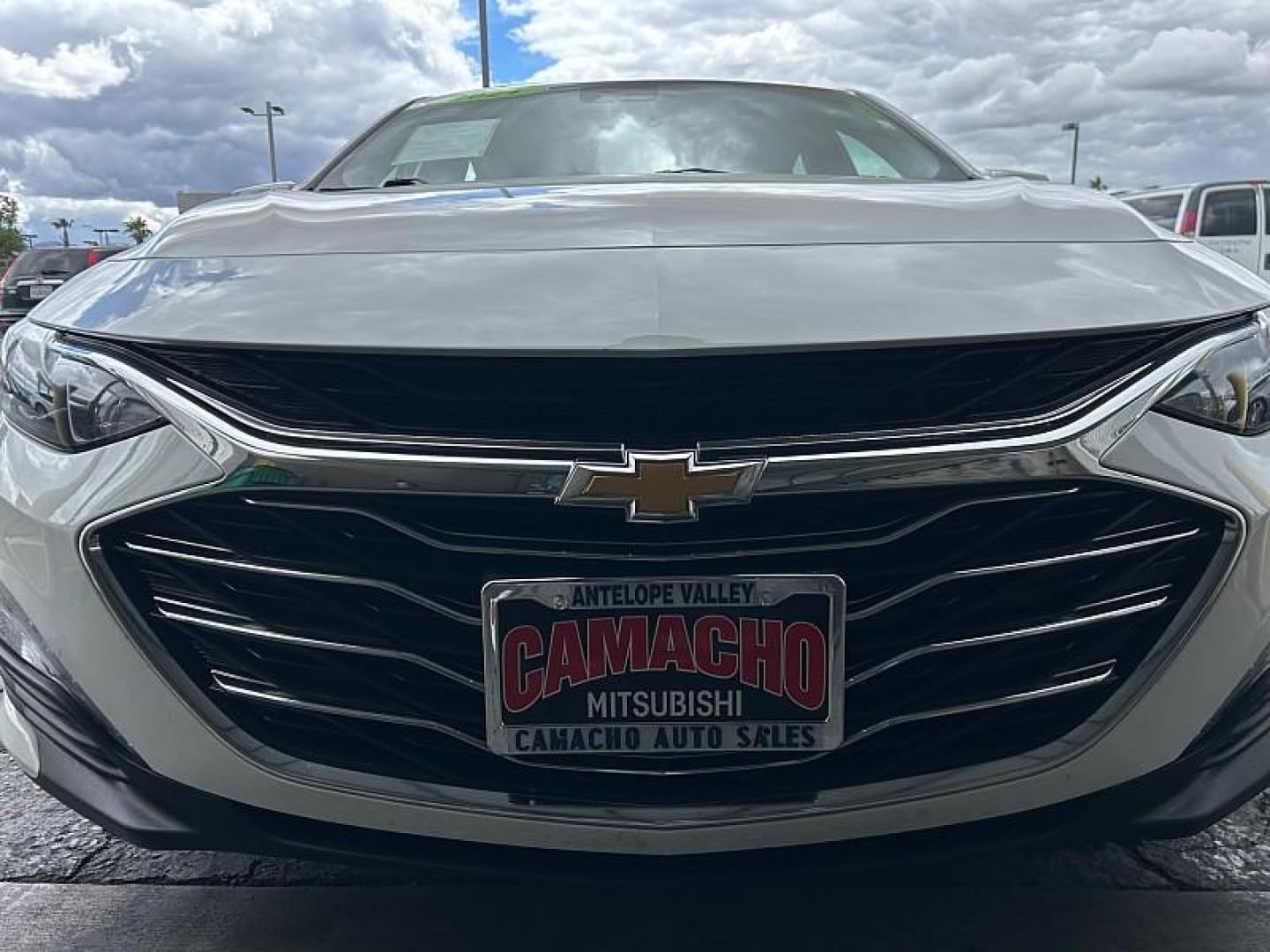 2024 WHITE Chevrolet Malibu (1G1ZD5ST7RF) with an 4-Cyl Turbo 1.5 Liter engine, Automatic CVT transmission, located at 412 Auto Vista Drive, Palmdale, 93551, (661) 945-0620, 34.592636, -118.136681 - Photo#22