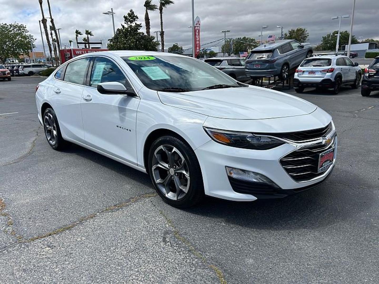 2024 WHITE Chevrolet Malibu (1G1ZD5ST5RF) with an 4-Cyl Turbo 1.5 Liter engine, Automatic CVT transmission, located at 412 Auto Vista Drive, Palmdale, 93551, (661) 945-0620, 34.592636, -118.136681 - Photo#0