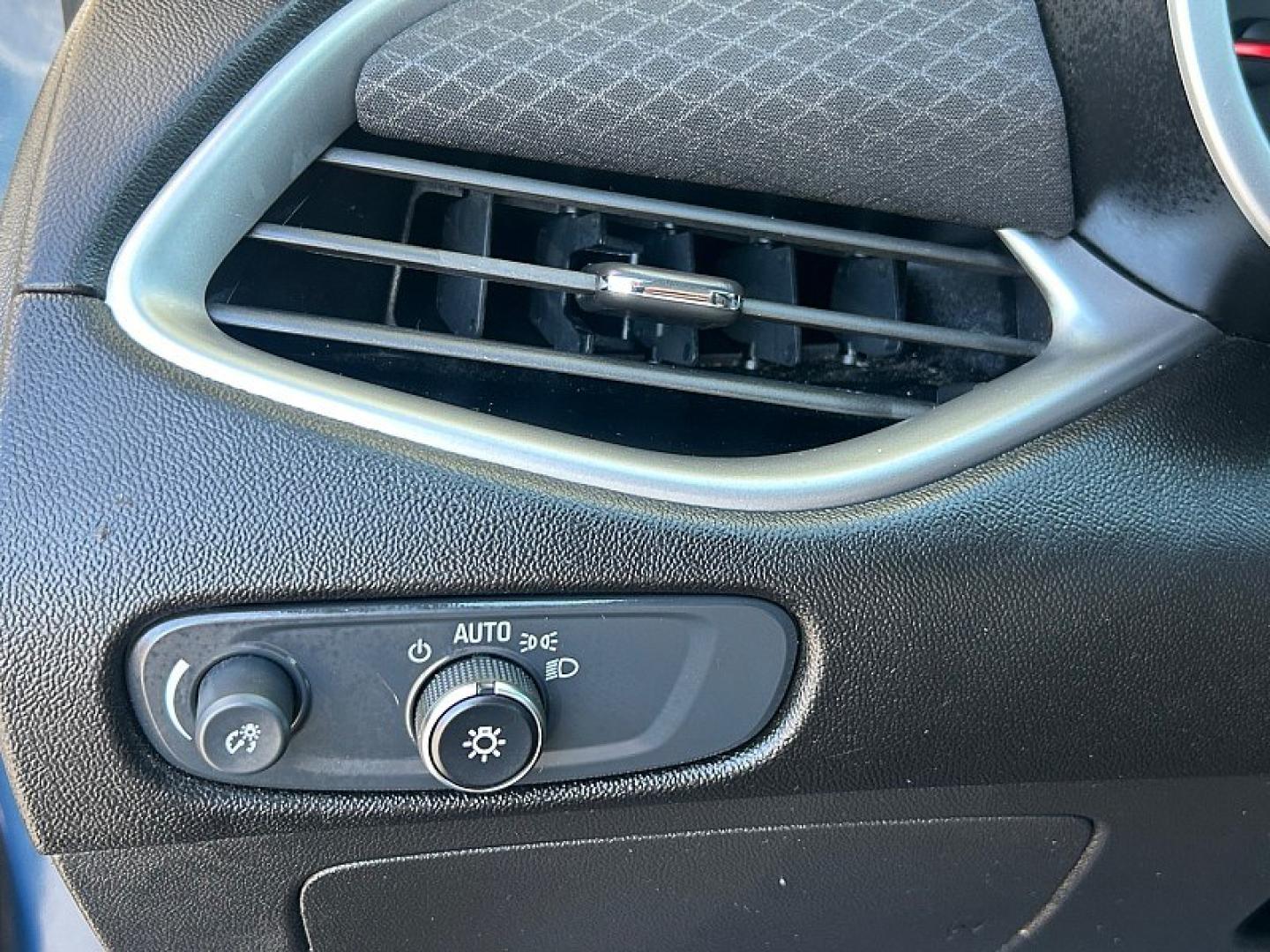 2024 BLUE Chevrolet Malibu (1G1ZD5ST1RF) with an 4-Cyl Turbo 1.5 Liter engine, Automatic CVT transmission, located at 412 Auto Vista Drive, Palmdale, 93551, (661) 945-0620, 34.592636, -118.136681 - Photo#18