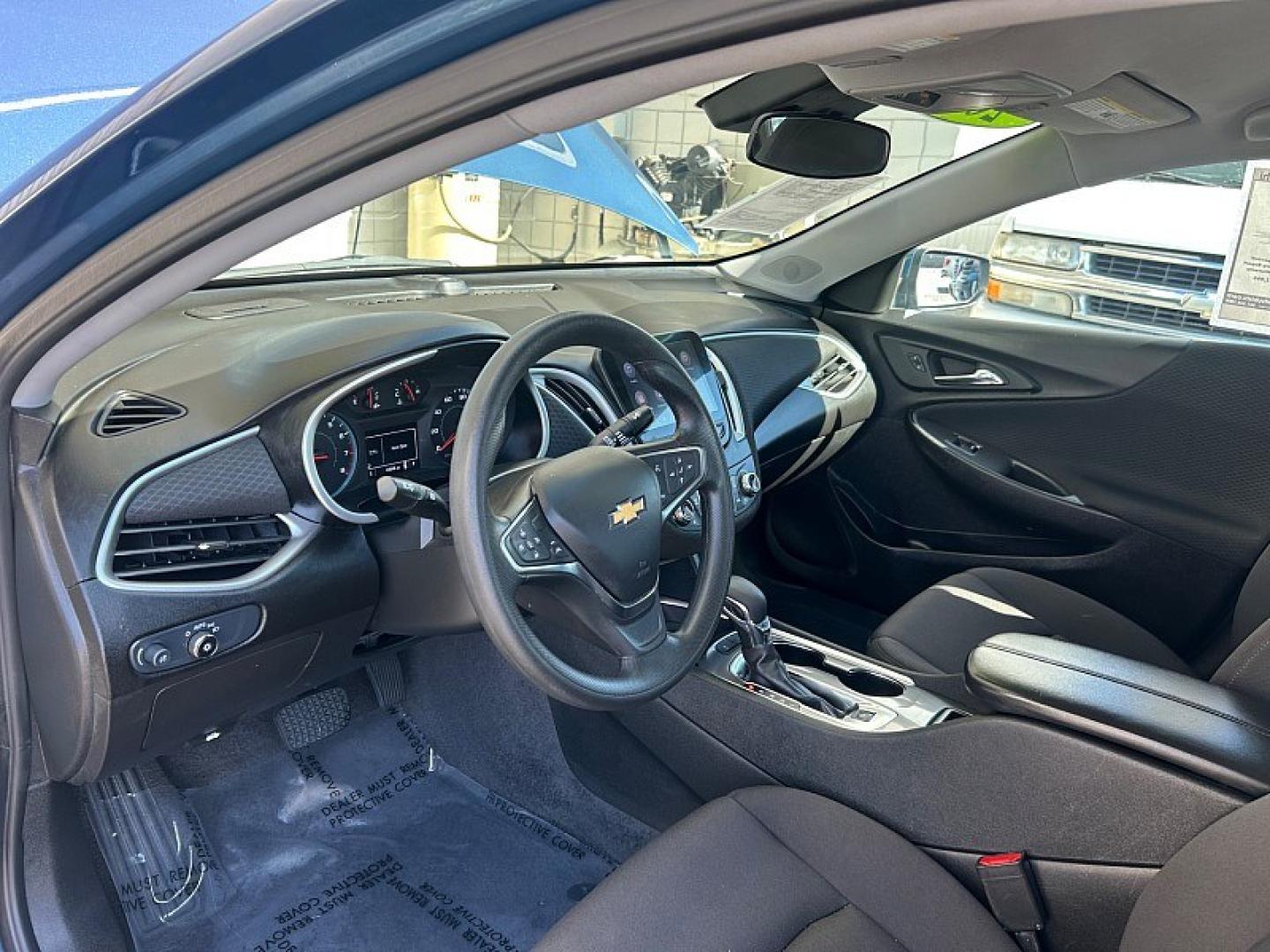 2024 BLUE Chevrolet Malibu (1G1ZD5ST1RF) with an 4-Cyl Turbo 1.5 Liter engine, Automatic CVT transmission, located at 412 Auto Vista Drive, Palmdale, 93551, (661) 945-0620, 34.592636, -118.136681 - Photo#20