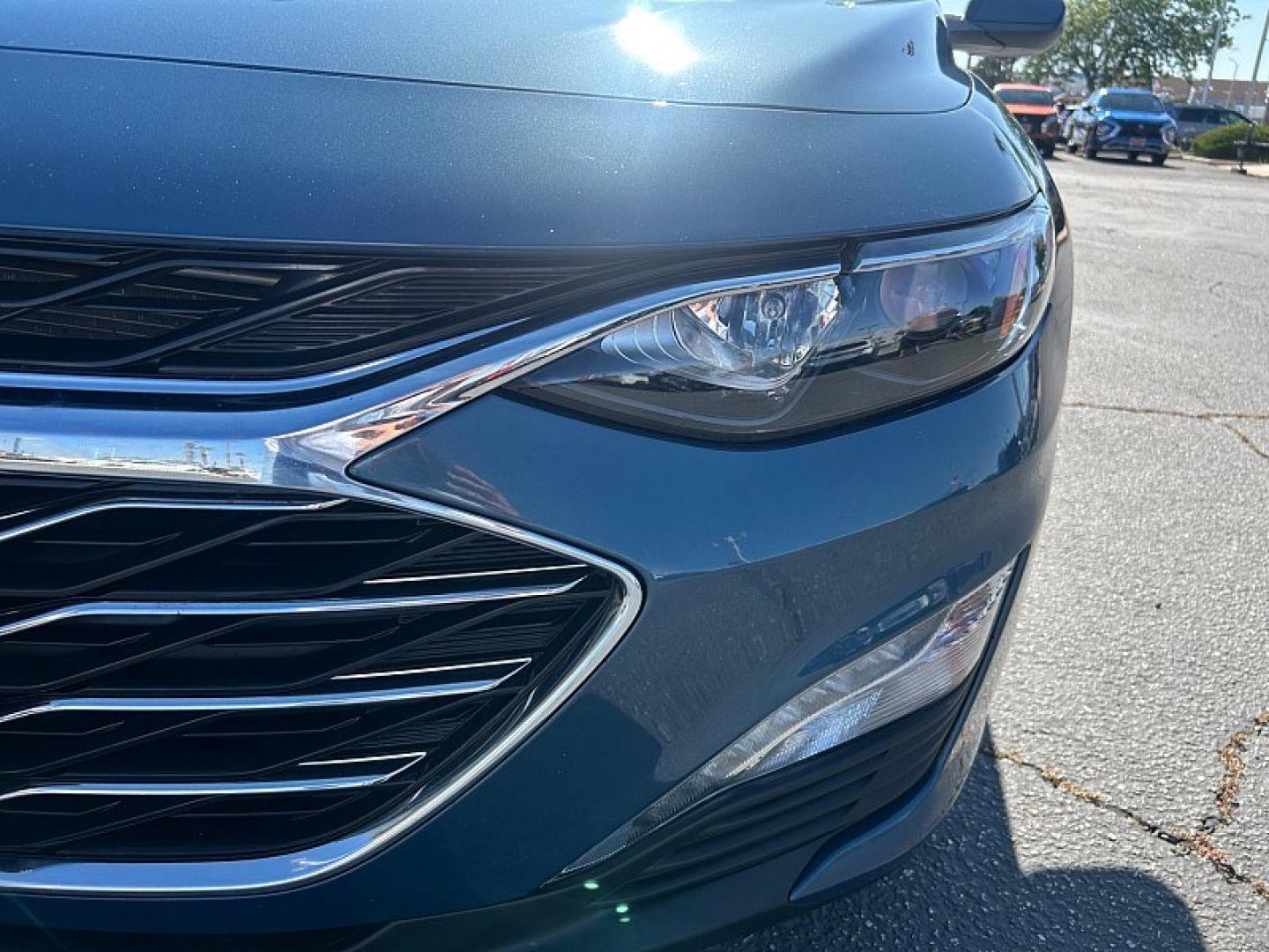 2024 BLUE Chevrolet Malibu (1G1ZD5ST1RF) with an 4-Cyl Turbo 1.5 Liter engine, Automatic CVT transmission, located at 412 Auto Vista Drive, Palmdale, 93551, (661) 945-0620, 34.592636, -118.136681 - Photo#11