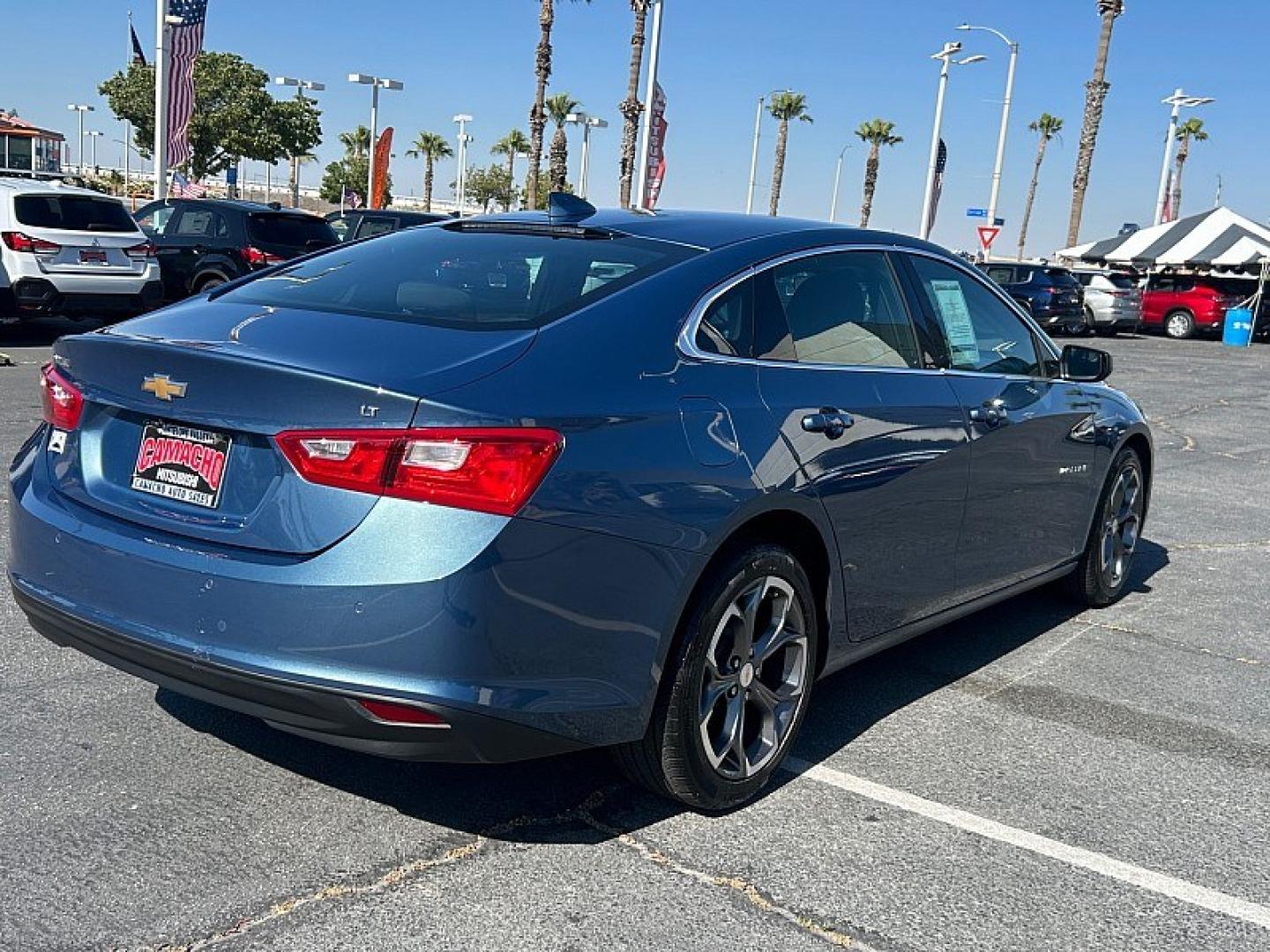 2024 BLUE Chevrolet Malibu (1G1ZD5ST1RF) with an 4-Cyl Turbo 1.5 Liter engine, Automatic CVT transmission, located at 412 Auto Vista Drive, Palmdale, 93551, (661) 945-0620, 34.592636, -118.136681 - Photo#4