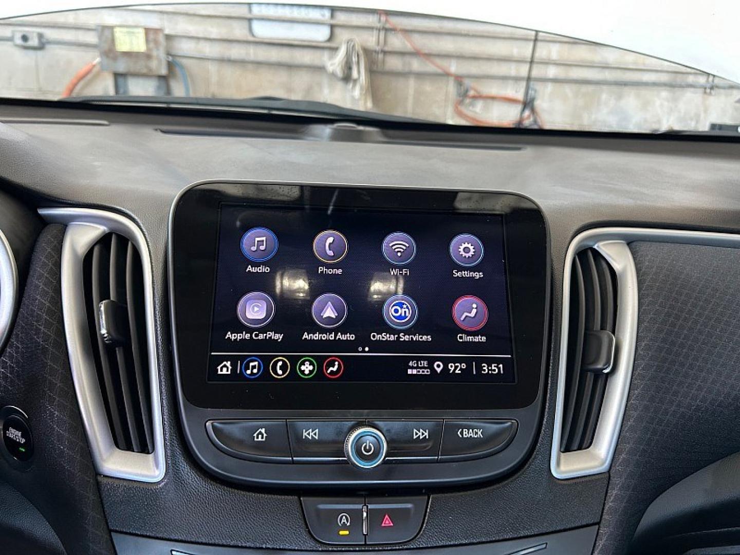 2024 WHITE Chevrolet Malibu (1G1ZD5ST1RF) with an 4-Cyl Turbo 1.5 Liter engine, Automatic CVT transmission, located at 412 Auto Vista Drive, Palmdale, 93551, (661) 945-0620, 34.592636, -118.136681 - Photo#21