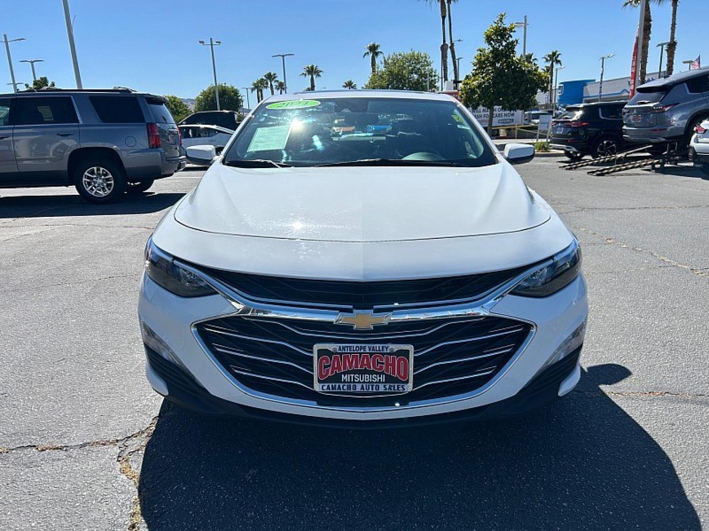 2024 WHITE Chevrolet Malibu (1G1ZD5STXRF) with an 4-Cyl Turbo 1.5 Liter engine, Automatic CVT transmission, located at 412 Auto Vista Drive, Palmdale, 93551, (661) 945-0620, 34.592636, -118.136681 - Photo#1