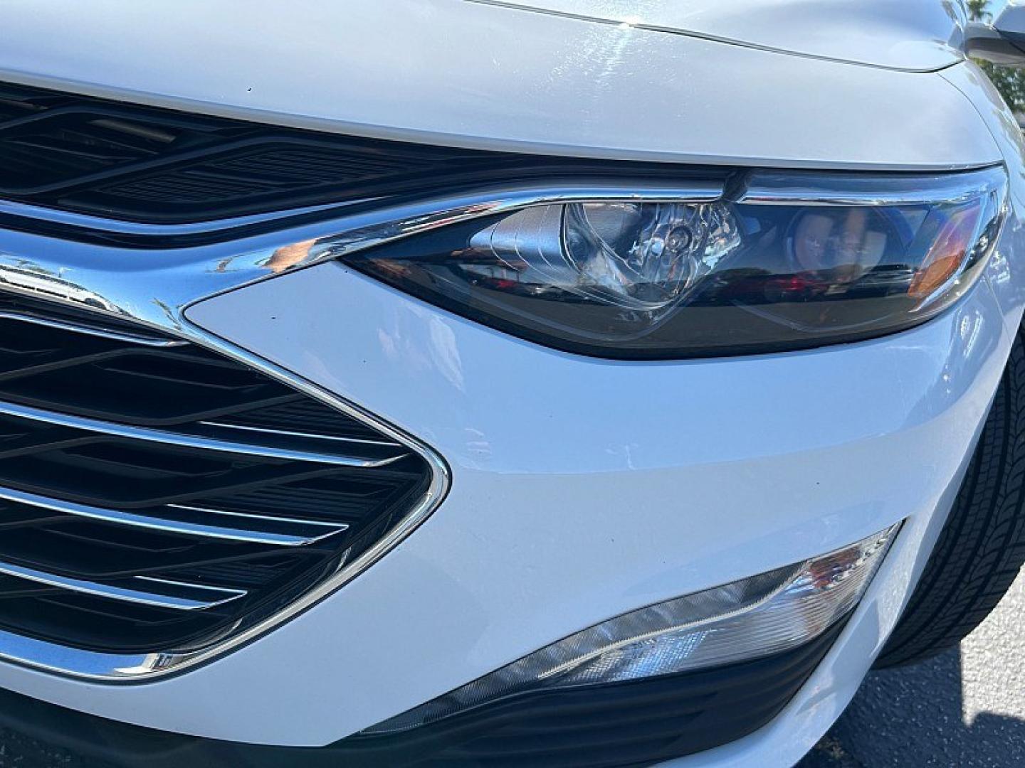 2024 WHITE Chevrolet Malibu (1G1ZD5STXRF) with an 4-Cyl Turbo 1.5 Liter engine, Automatic CVT transmission, located at 412 Auto Vista Drive, Palmdale, 93551, (661) 945-0620, 34.592636, -118.136681 - Photo#9