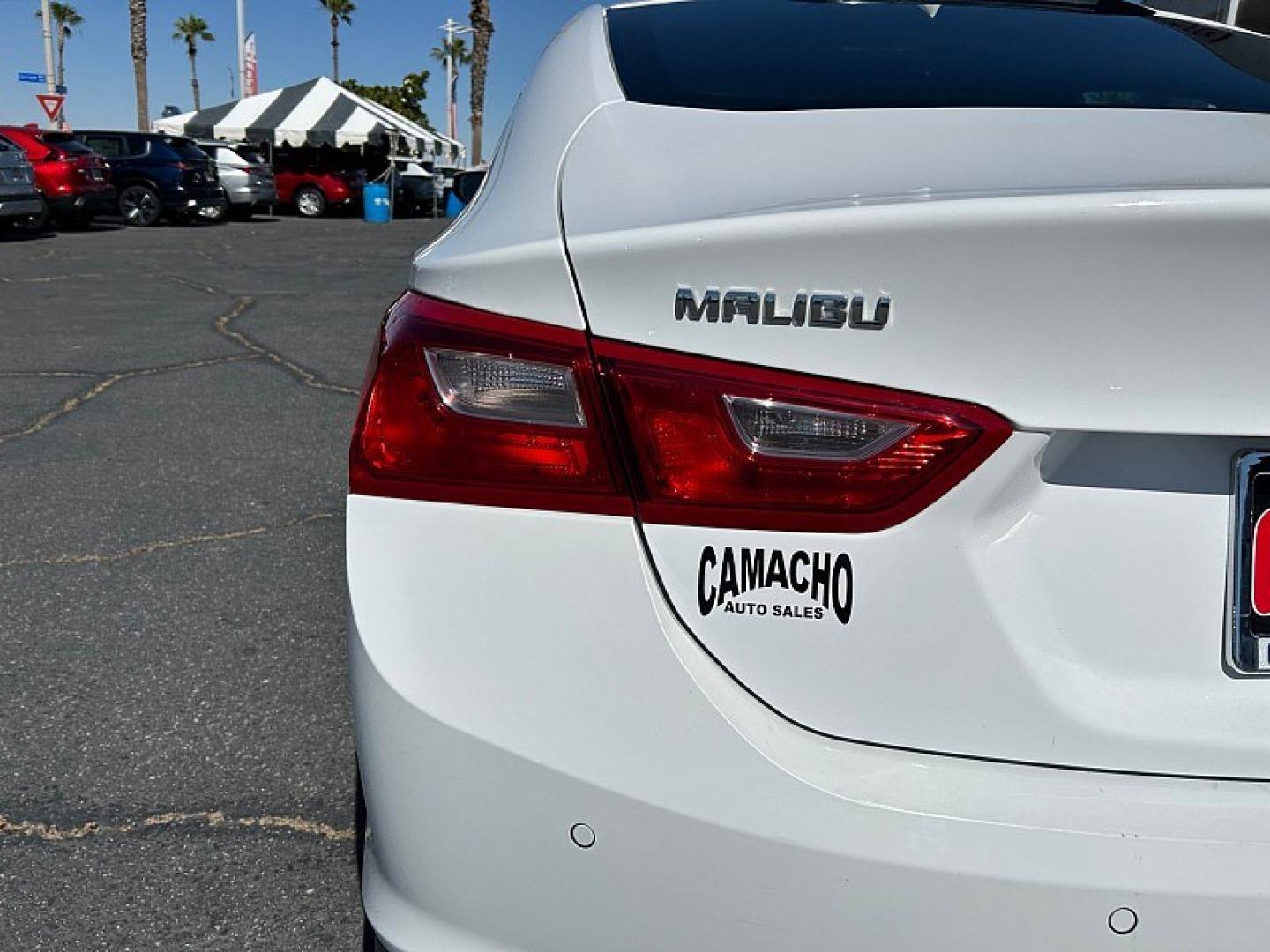 2024 WHITE Chevrolet Malibu (1G1ZD5STXRF) with an 4-Cyl Turbo 1.5 Liter engine, Automatic CVT transmission, located at 412 Auto Vista Drive, Palmdale, 93551, (661) 945-0620, 34.592636, -118.136681 - Photo#15