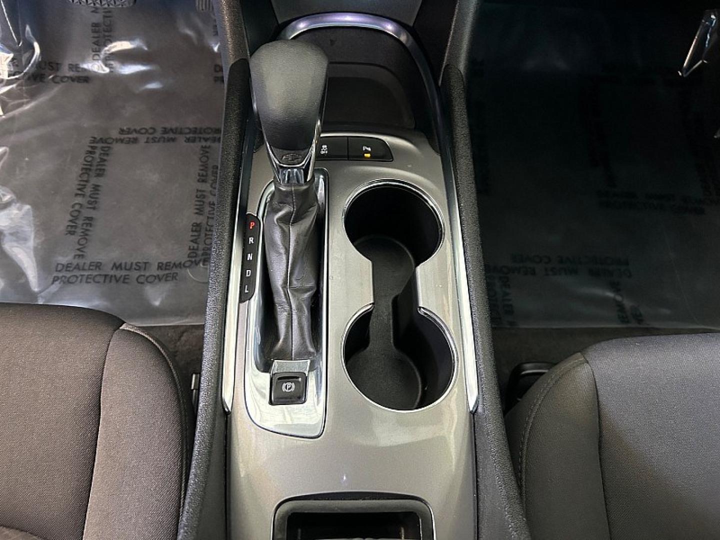 2024 WHITE Chevrolet Malibu (1G1ZD5STXRF) with an 4-Cyl Turbo 1.5 Liter engine, Automatic CVT transmission, located at 412 Auto Vista Drive, Palmdale, 93551, (661) 945-0620, 34.592636, -118.136681 - Photo#22