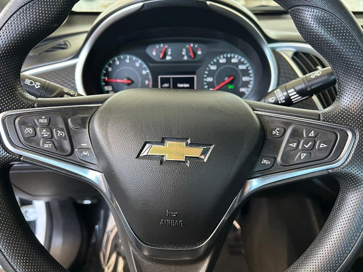 2024 WHITE Chevrolet Malibu (1G1ZD5STXRF) with an 4-Cyl Turbo 1.5 Liter engine, Automatic CVT transmission, located at 412 Auto Vista Drive, Palmdale, 93551, (661) 945-0620, 34.592636, -118.136681 - Photo#23