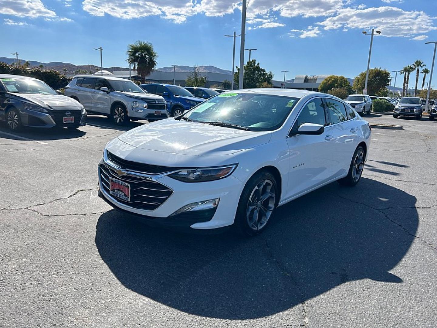 2024 white Chevrolet Malibu (1G1ZD5STXRF) with an 4-Cyl Turbo 1.5 Liter engine, Automatic CVT transmission, located at 412 Auto Vista Drive, Palmdale, 93551, (661) 945-0620, 34.592636, -118.136681- Photo#4