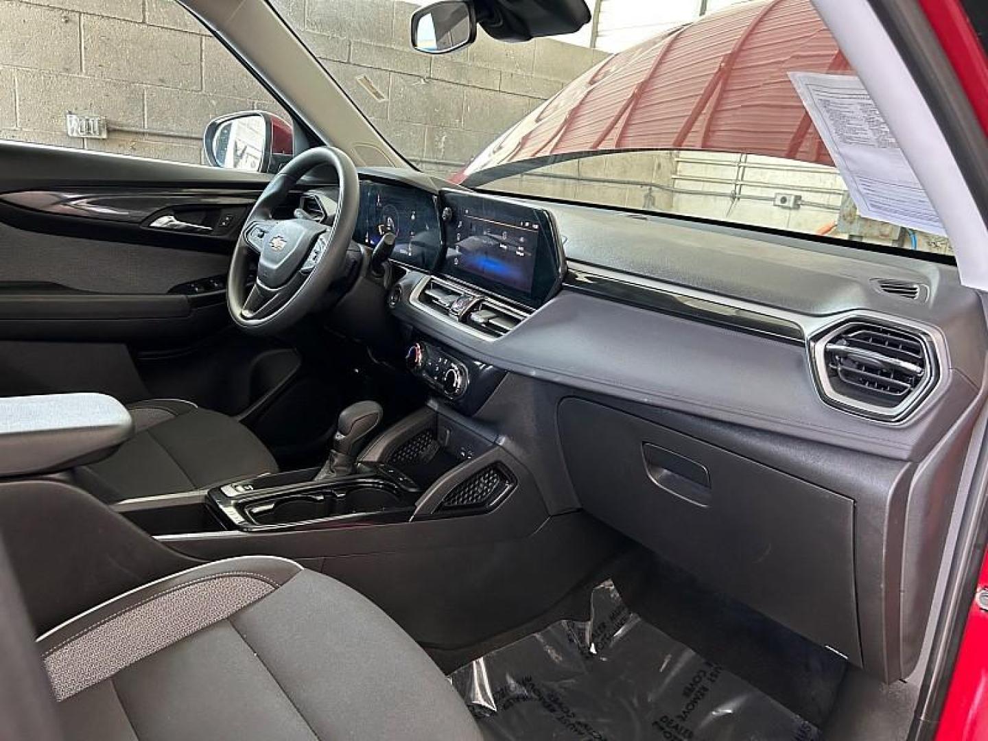 2024 RED Chevrolet Trailblazer (KL79MPS27RB) with an 3-Cyl Turbo 1.2 Liter engine, Automatic CVT transmission, located at 412 Auto Vista Drive, Palmdale, 93551, (661) 945-0620, 34.592636, -118.136681 - Photo#24