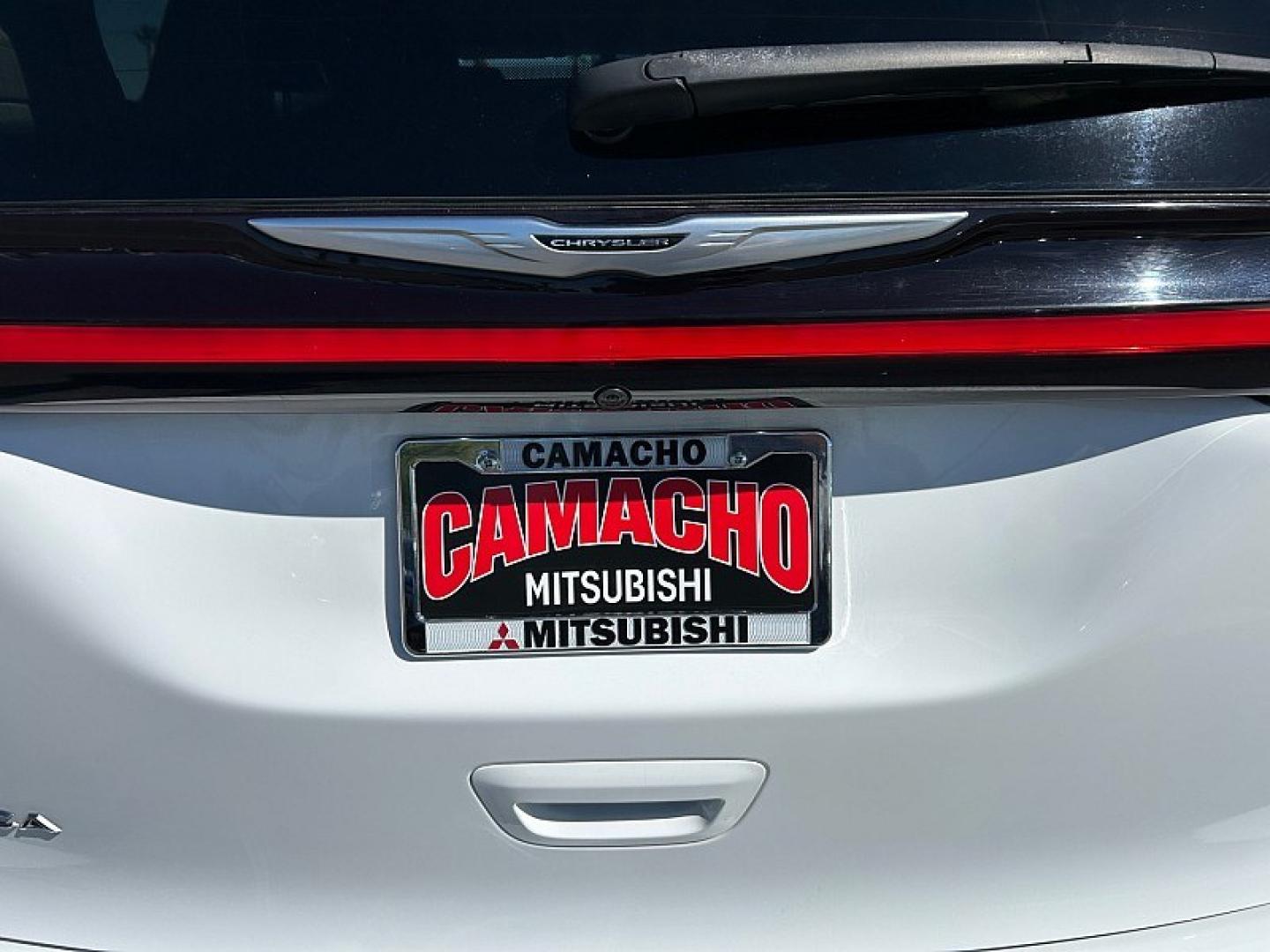 2024 WHITE Chrysler Pacifica (2C4RC1BGXRR) with an V6 3.6 Liter engine, Automatic 9-Spd transmission, located at 412 Auto Vista Drive, Palmdale, 93551, (661) 945-0620, 34.592636, -118.136681- Photo#11