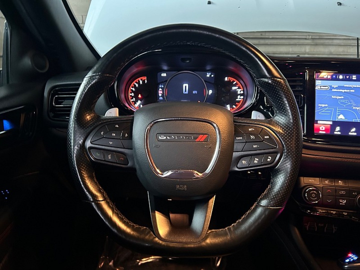 2024 WHITE /BLACK Dodge Durango (1C4RDHDG9RC) with an V6 3.6 Liter engine, Automatic 8-Spd transmission, located at 412 Auto Vista Drive, Palmdale, 93551, (661) 945-0620, 34.592636, -118.136681- Photo#23