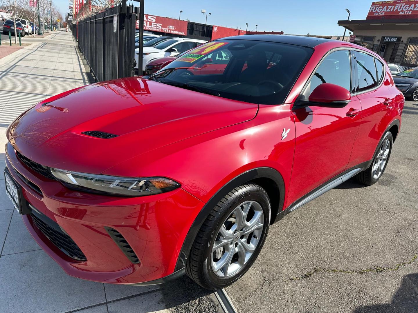 2024 Dodge Hornet R/T (ZACPDFDWXR3) with an 1.3L L4 DOHC 16V HYBRID engine, 9A transmission, located at 744 E Miner Ave, Stockton, CA, 95202, (209) 944-5770, 37.956863, -121.282082 - PLUS TAXES AND FEES - Photo#4