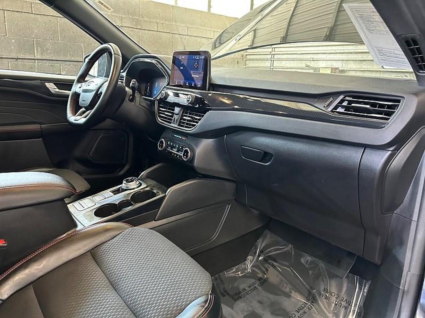 2024 BLACK Ford Escape (1FMCU9MN0RU) with an 3-Cyl EcoBoost Turbo 1.5 Liter engine, Automatic 8-Spd transmission, located at 412 Auto Vista Drive, Palmdale, 93551, (661) 945-0620, 34.592636, -118.136681 - Photo#29