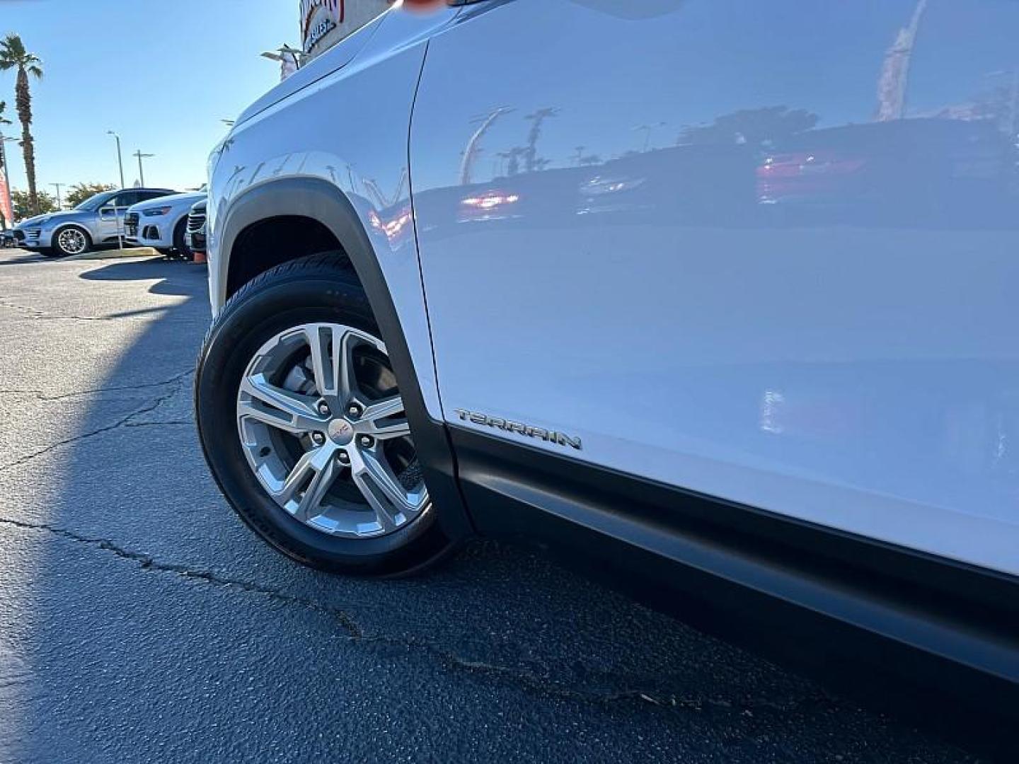 2024 WHITE GMC Terrain (3GKALMEG7RL) with an 4-Cyl Turbo 1.5 Liter engine, Automatic 9-Spd transmission, located at 412 Auto Vista Drive, Palmdale, 93551, (661) 945-0620, 34.592636, -118.136681 - Photo#7