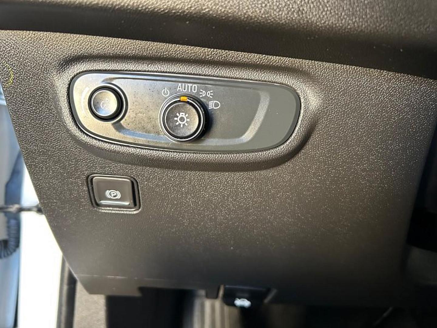 2024 WHITE GMC Terrain (3GKALMEG7RL) with an 4-Cyl Turbo 1.5 Liter engine, Automatic 9-Spd transmission, located at 412 Auto Vista Drive, Palmdale, 93551, (661) 945-0620, 34.592636, -118.136681 - Photo#24