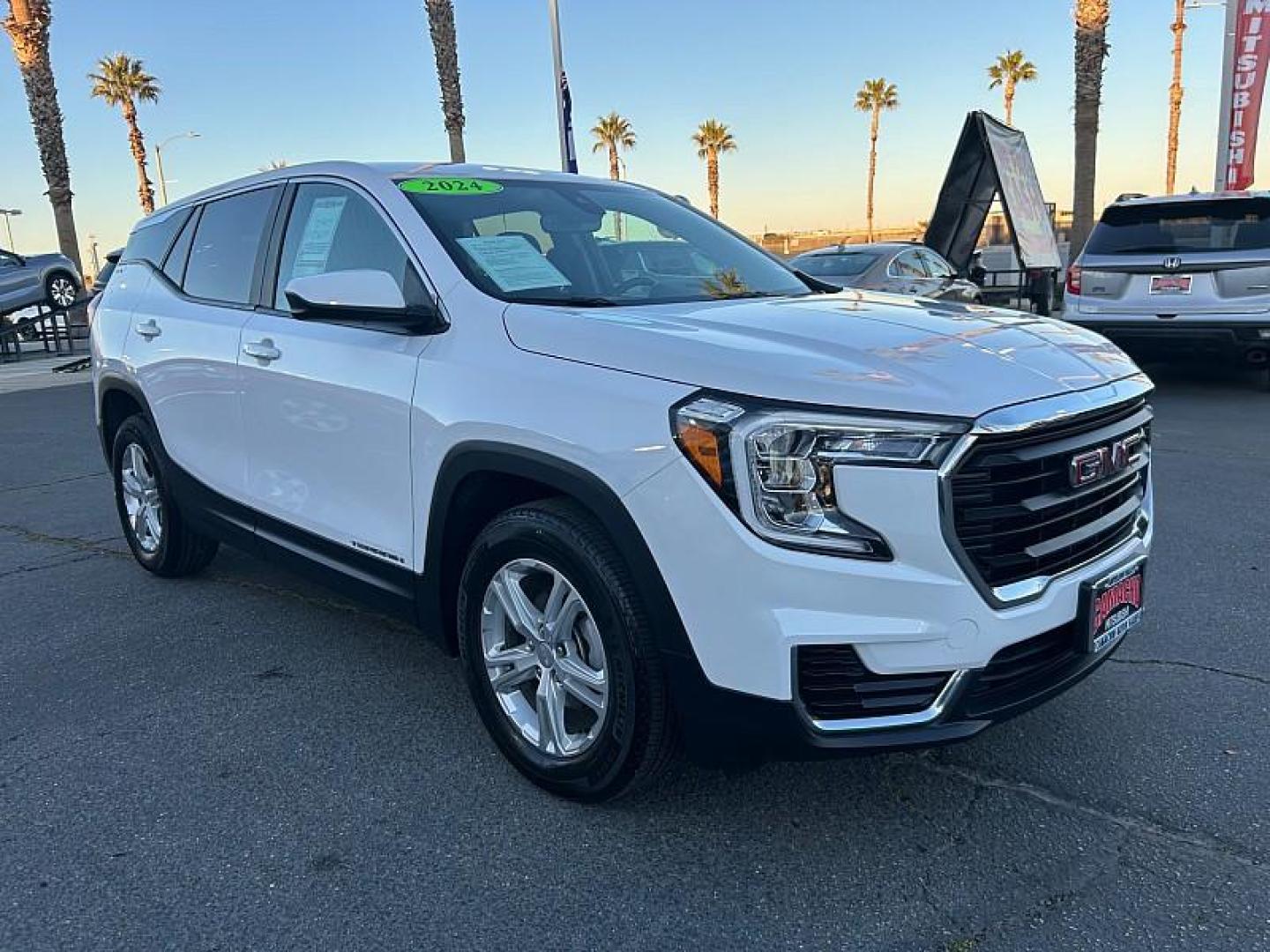 2024 WHITE GMC Terrain (3GKALMEG0RL) with an 4-Cyl Turbo 1.5 Liter engine, Automatic 9-Spd transmission, located at 412 Auto Vista Drive, Palmdale, 93551, (661) 945-0620, 34.592636, -118.136681 - Photo#0