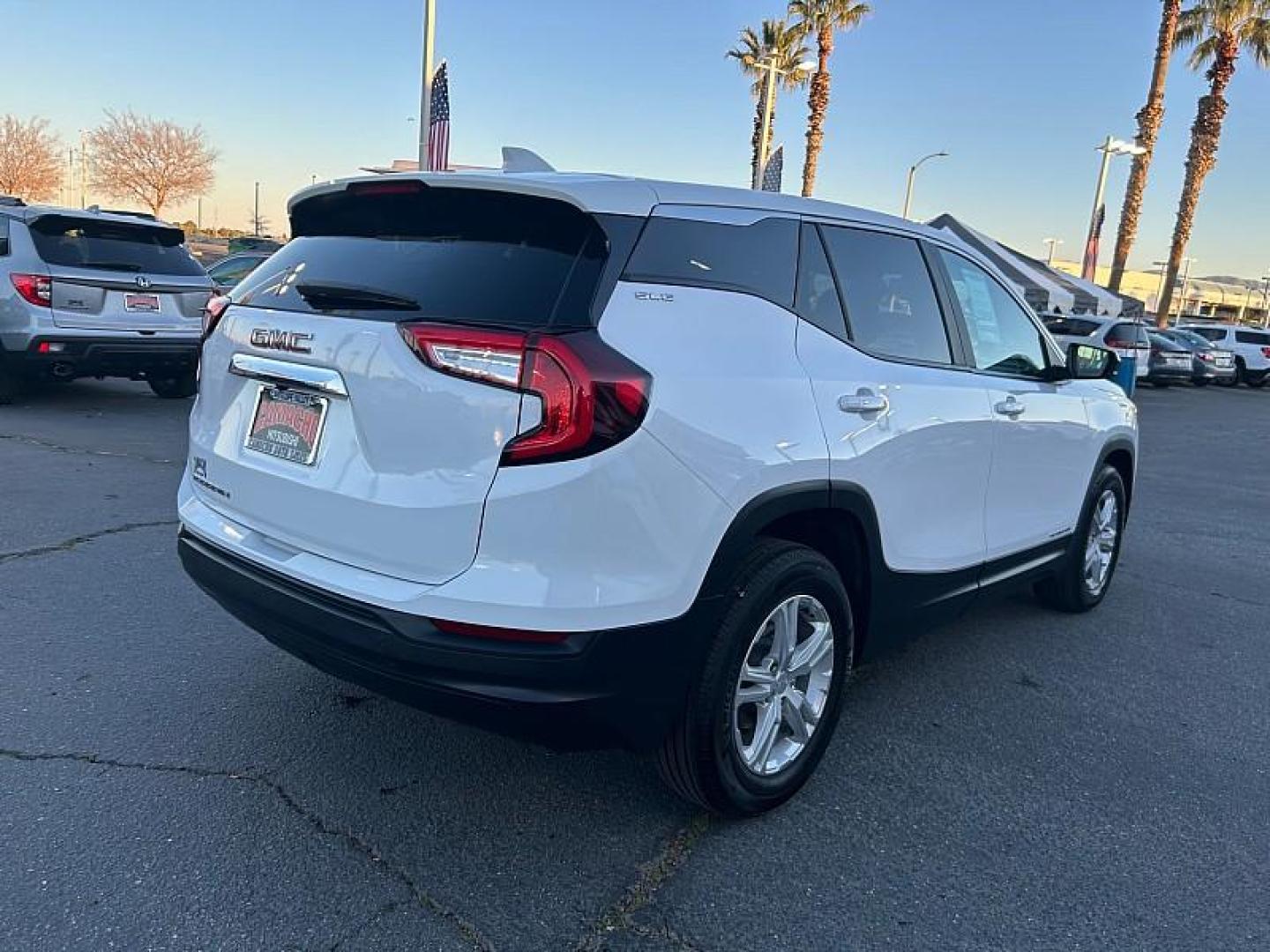 2024 WHITE GMC Terrain (3GKALMEG0RL) with an 4-Cyl Turbo 1.5 Liter engine, Automatic 9-Spd transmission, located at 412 Auto Vista Drive, Palmdale, 93551, (661) 945-0620, 34.592636, -118.136681 - Photo#7